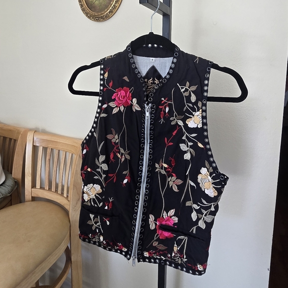 Biya vest - Picture 8 of 11